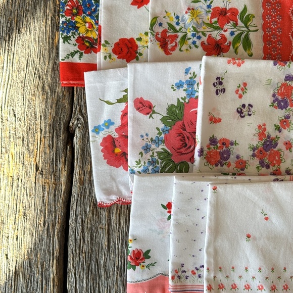 Vintage Accessories - Soft Cotton Floral Pocket Handkerchiefs - Assorted Colours